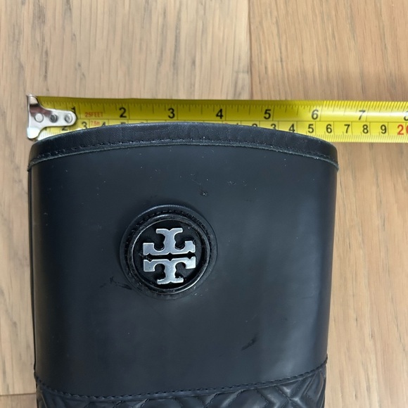 Tory Burch Marion Quilted Rubber Rain Boots – Black – Women’s Size 5 - Picture 7 of 8